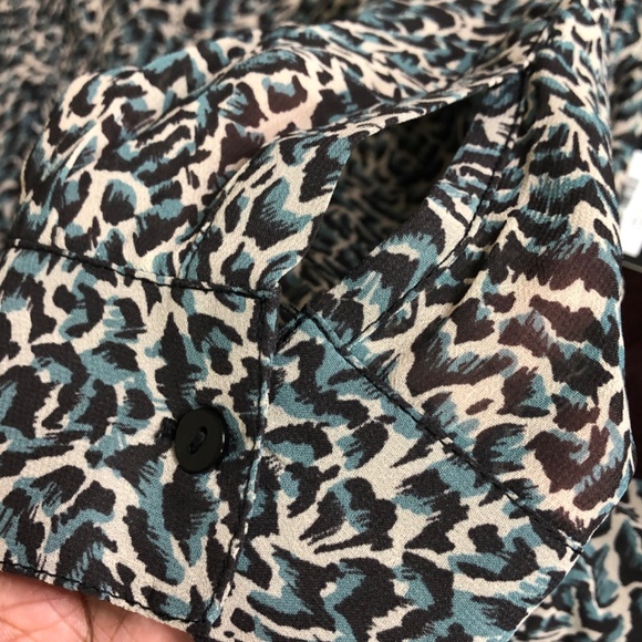 LIVERPOOL Los Angles PrintLong Sleeve Button Front Shirt Size Large - Picture 11 of 13